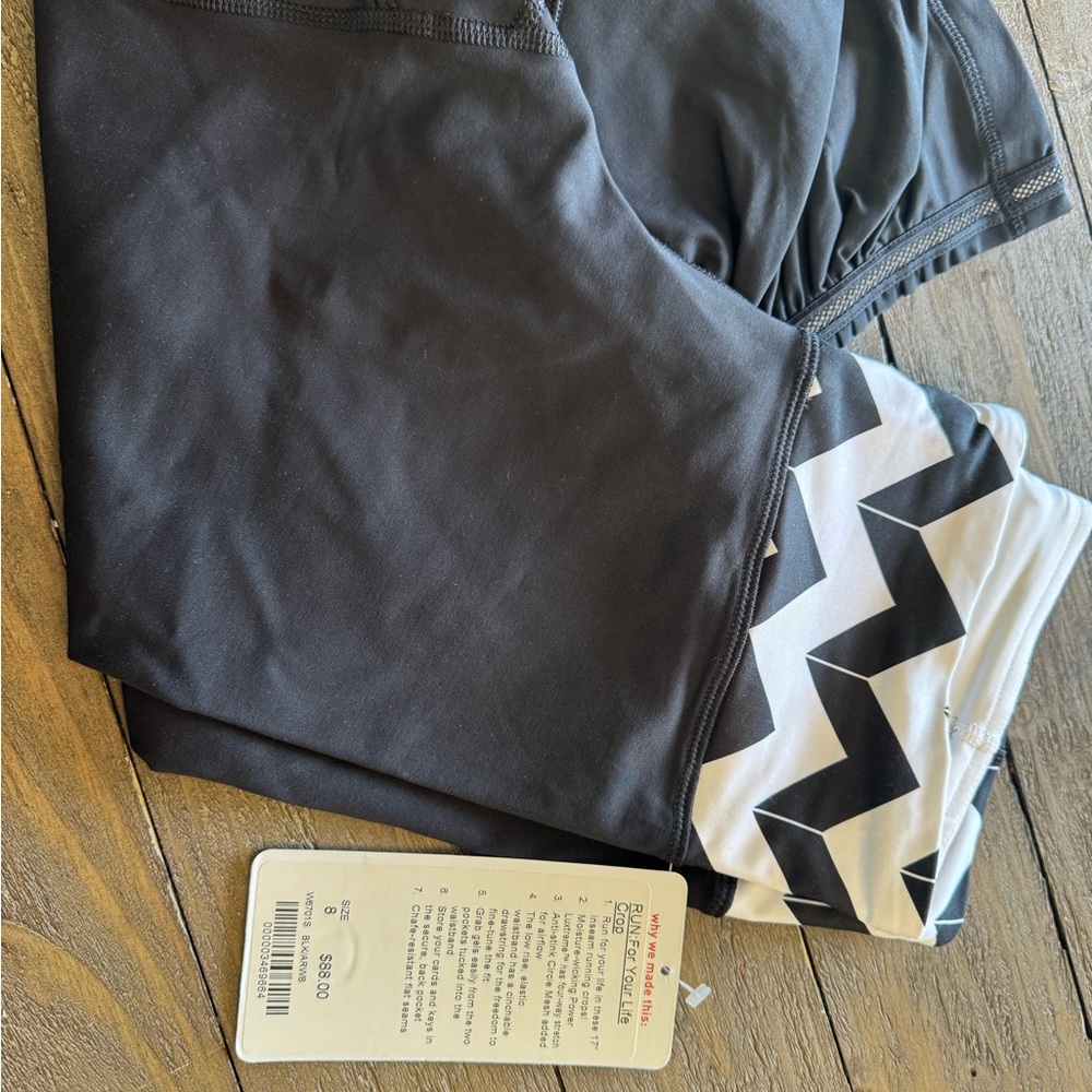 NWT Lululemon Size 8 Run For Your Life Crop Leggings